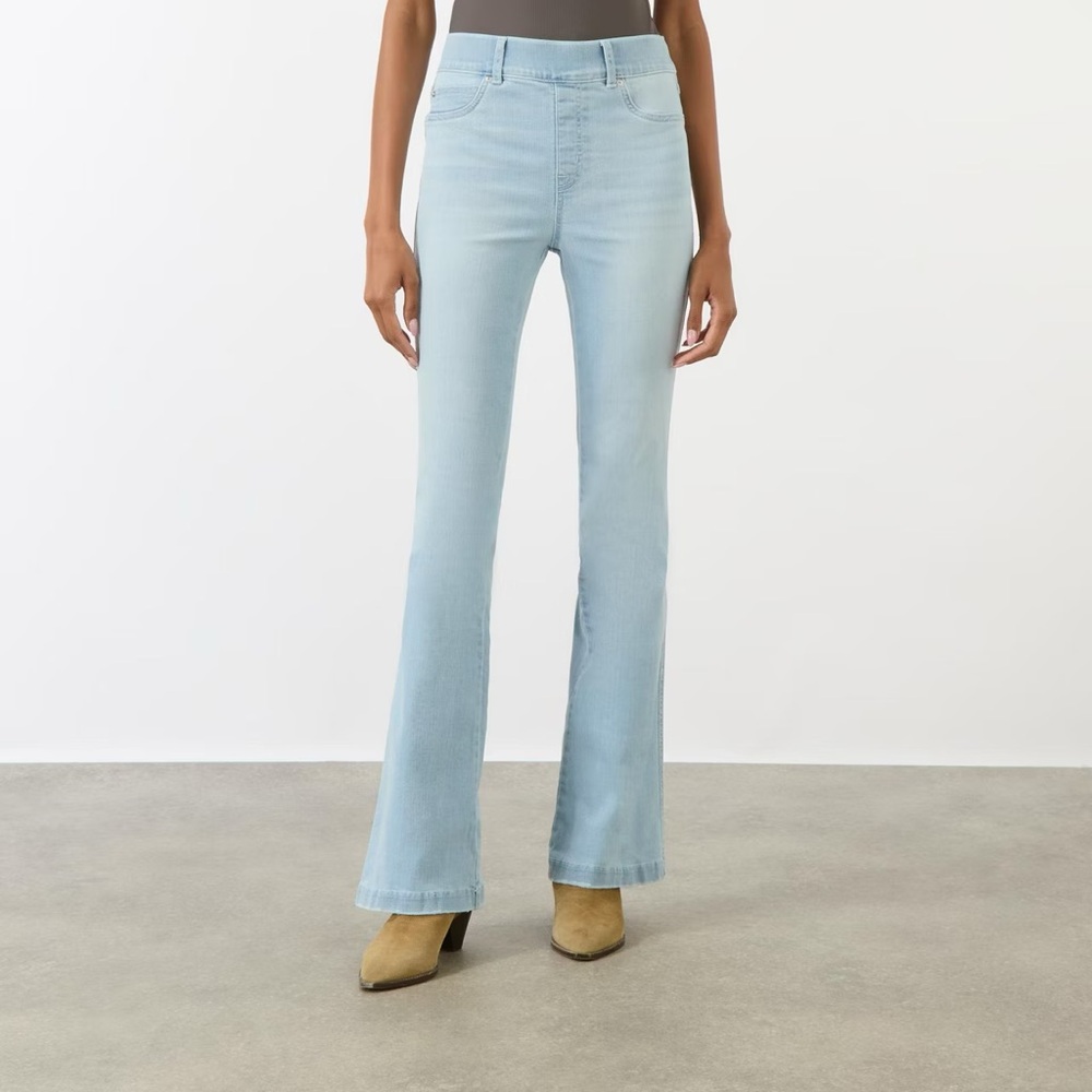 SPANX Women's Retro Light Wash Stretch Flare frill hem Jeans